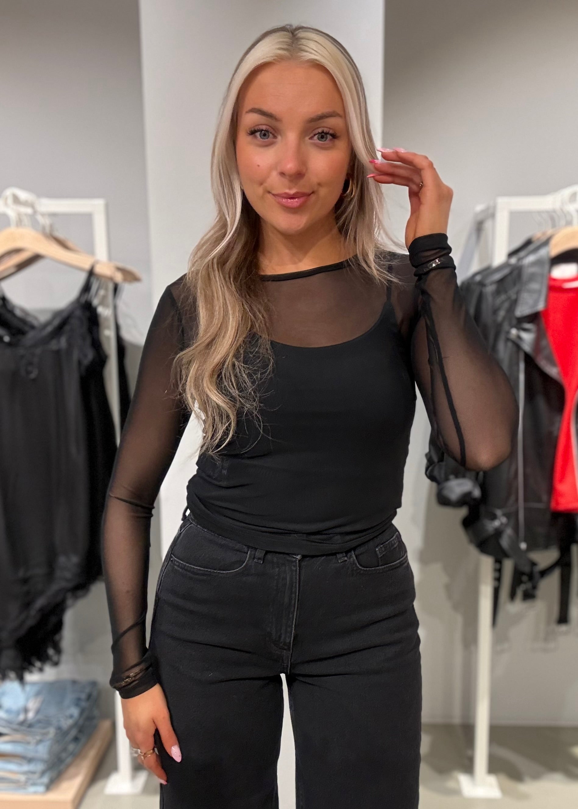 NMJUDITH Top - Black